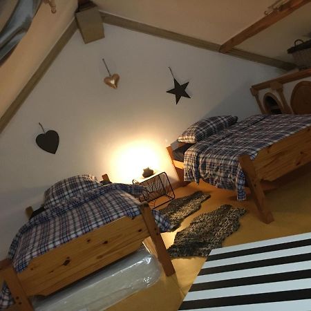 Ferienwohnung La Penates Chateau-Regnault-Bogny Exterior foto