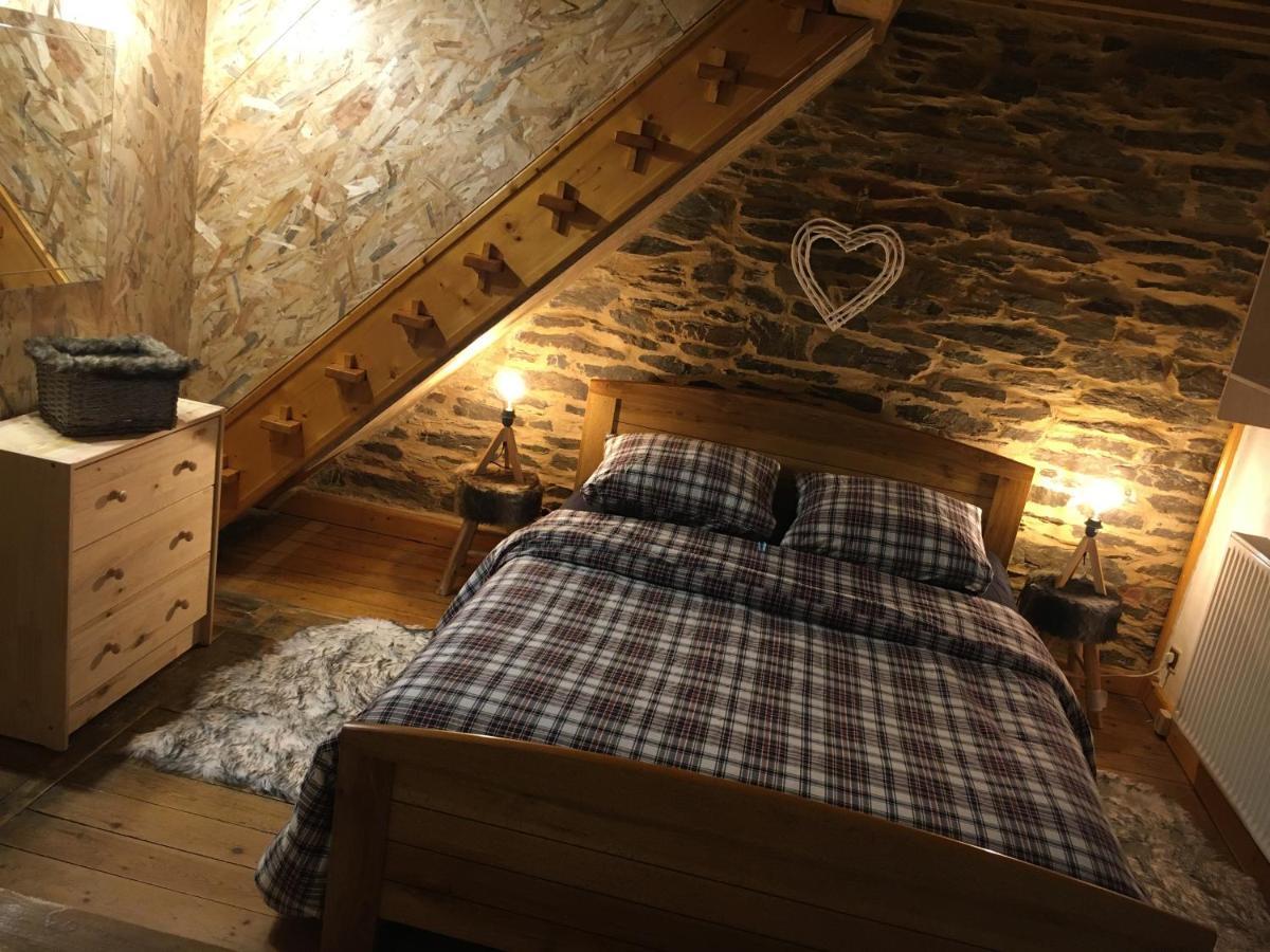 Ferienwohnung La Penates Chateau-Regnault-Bogny Exterior foto